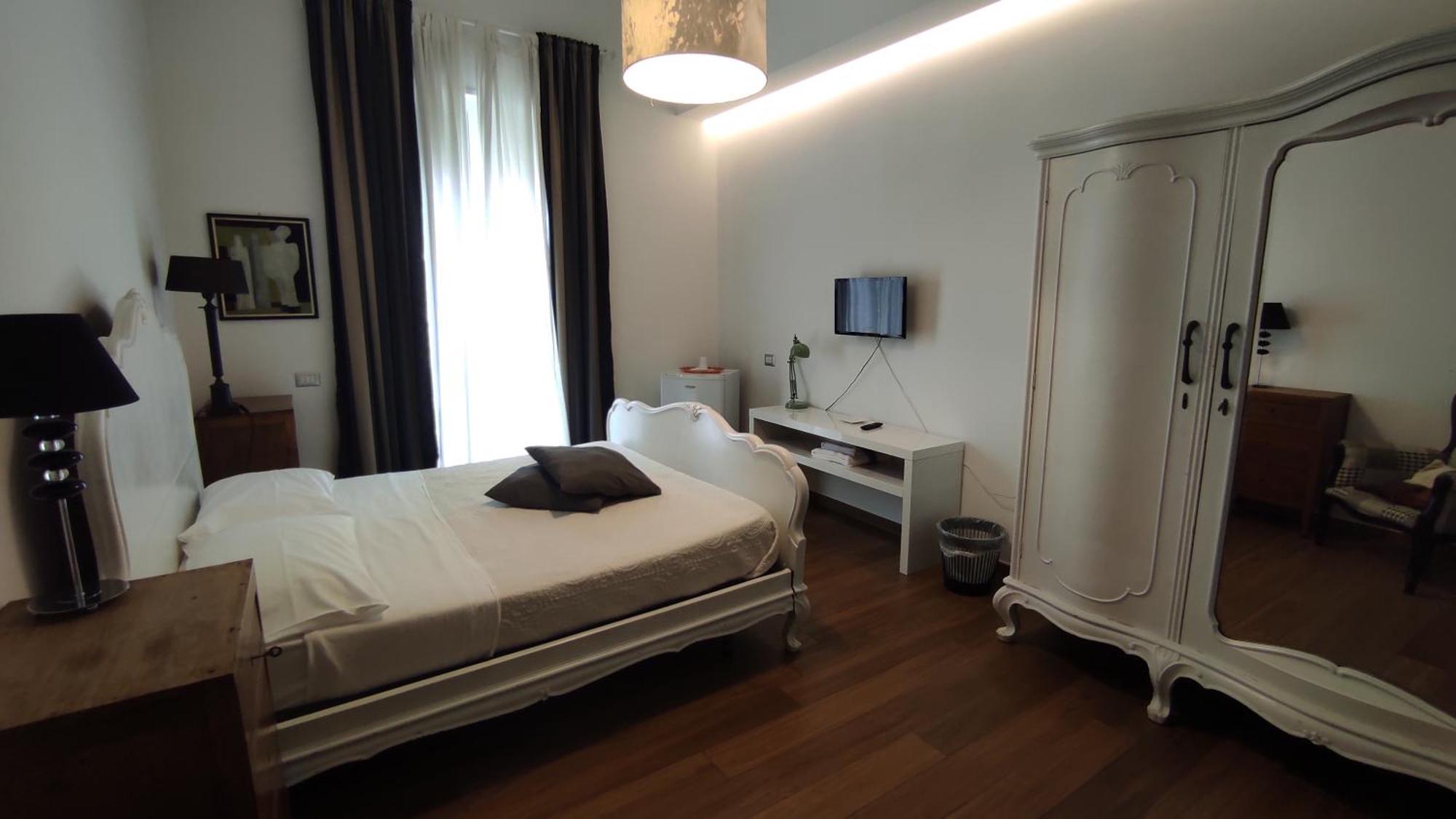 Marchesa Lulu Hotel ซาแลร์โน ภายนอก รูปภาพ